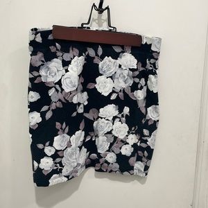 Forever 21 Floral Mini Pencil Skirt size M